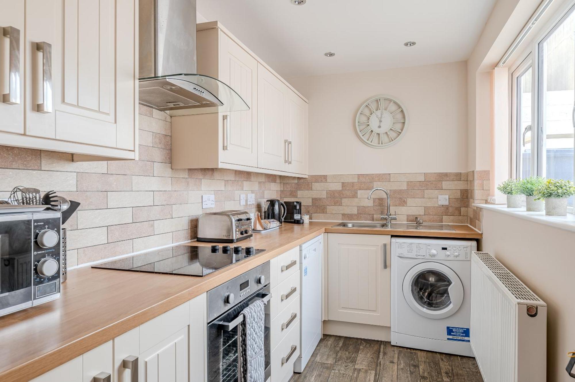 Rosemill - Large Pet Friendly Home With Off Road Parking ウィットビー エクステリア 写真